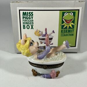 The Muppets Miss Piggy In Bathtub Purple Shoe Slipper Hinged Trinket Box PHB NIB